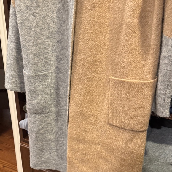 Colorblock Open Front Coat - Picture 3 of 4